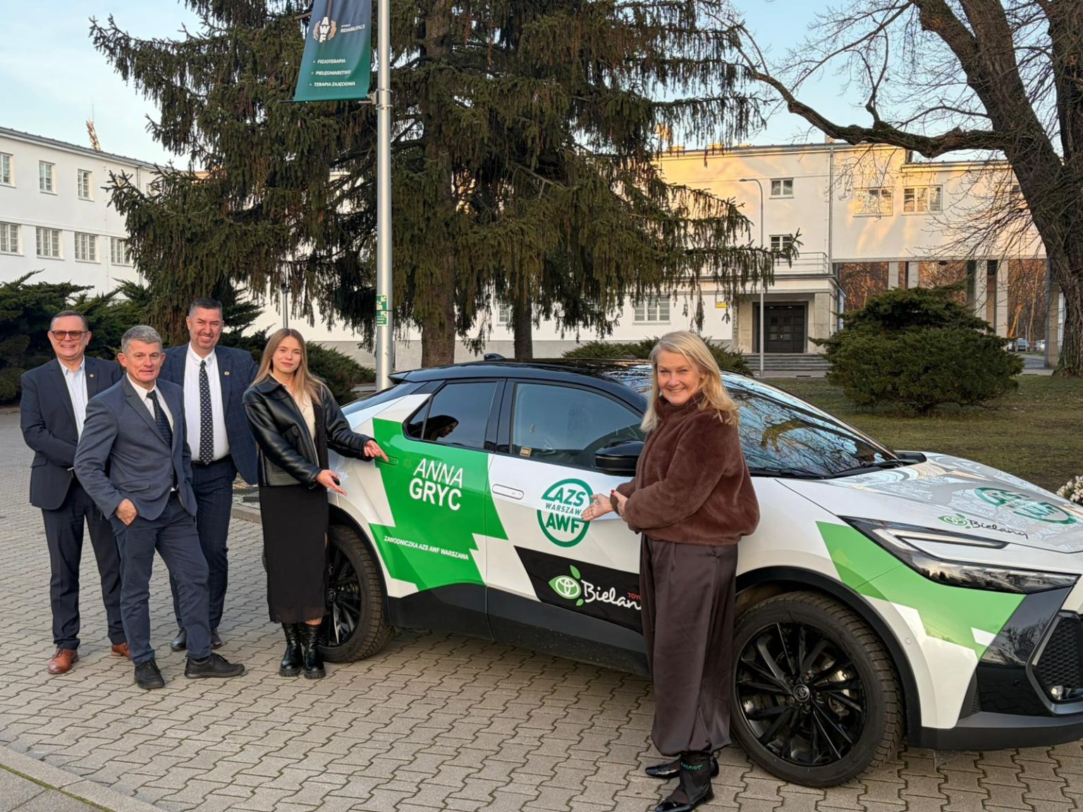 f234fd56-c927-4ffd-8b18-669238a56c90